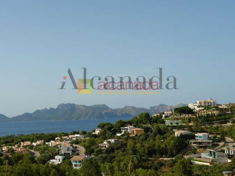 Building Plot for sale in Alcudia - € 180,000 (Ref: 3111837)