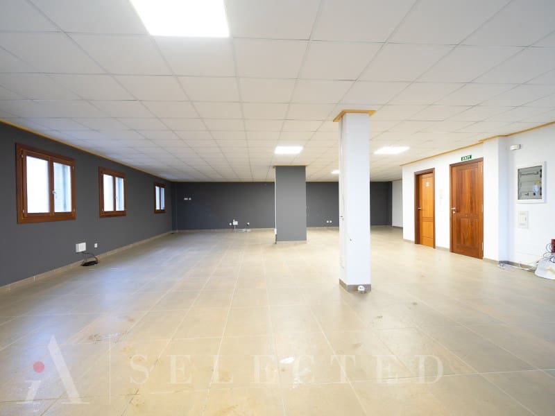 Commercieel te koop in Sa Pobla - € 210.000 (Ref: 3111859)