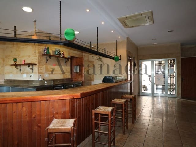 Erhverv til salg i Consell - € 265.000 (Ref: 3111860)