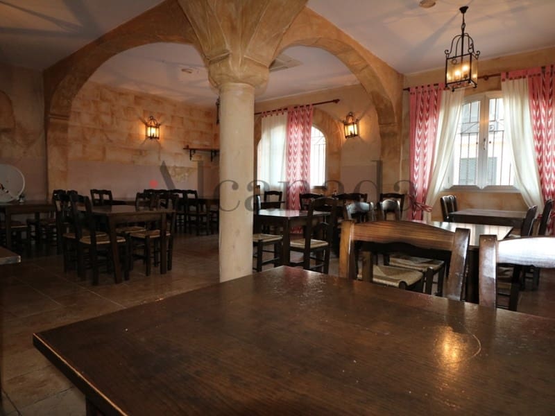 Erhverv til salg i Consell - € 265.000 (Ref: 3111860)