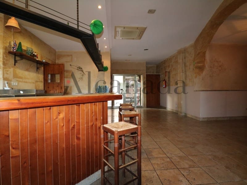 Erhverv til salg i Consell - € 265.000 (Ref: 3111860)