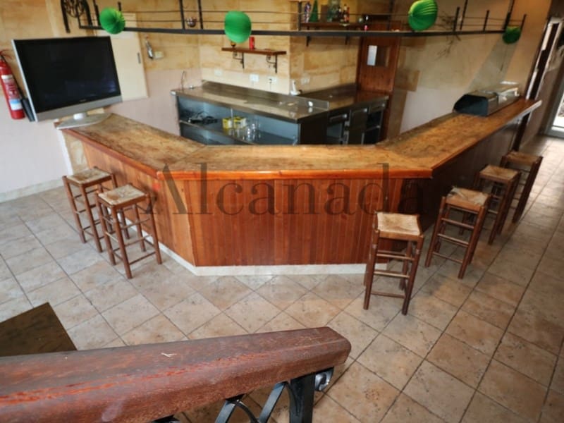 Erhverv til salg i Consell - € 265.000 (Ref: 3111860)