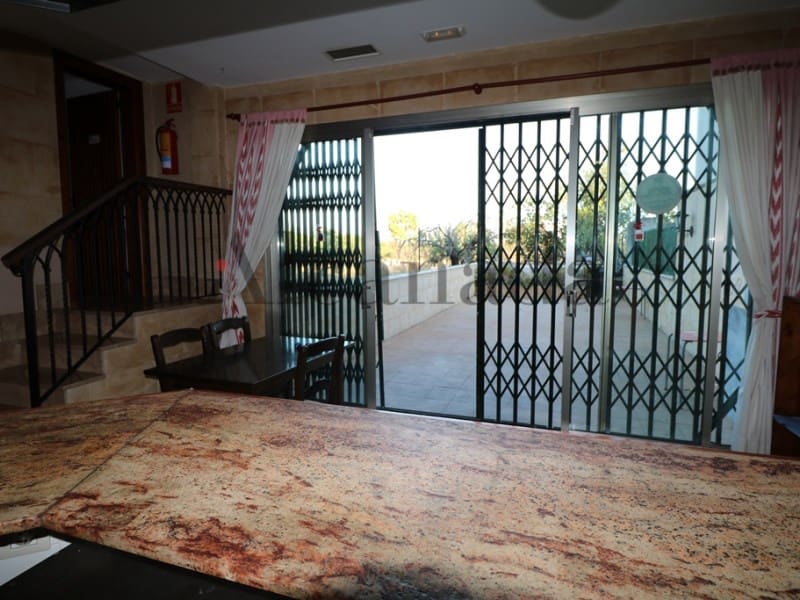 Erhverv til salg i Consell - € 265.000 (Ref: 3111860)