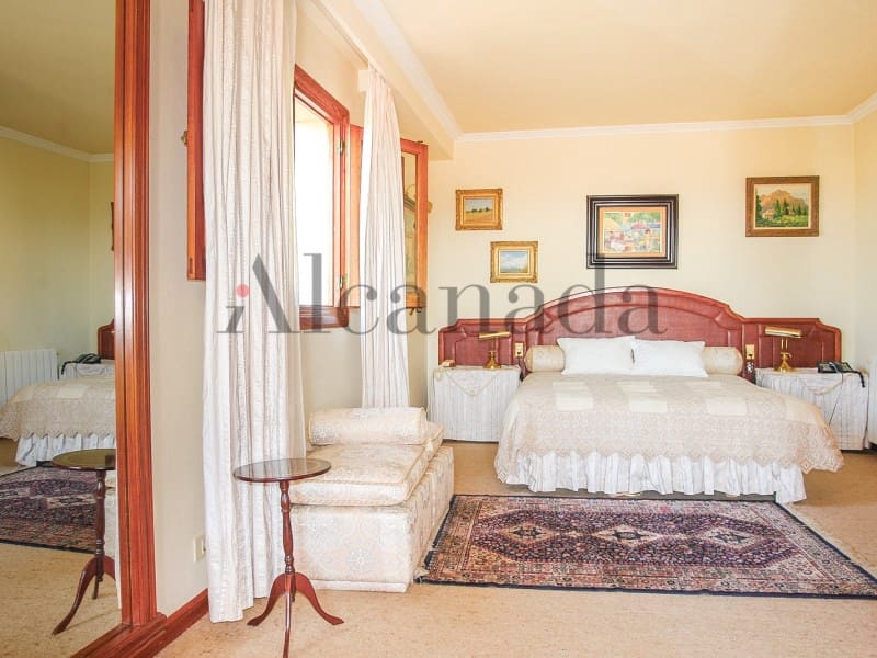 5 soveværelse Villa til salg i Inca med swimmingpool garage - € 950.000 (Ref: 3111920)