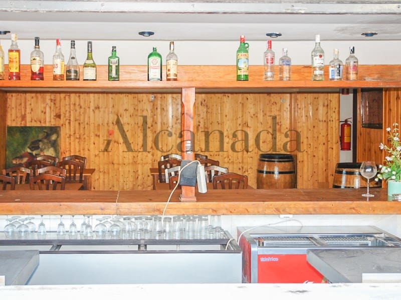 Erhverv til salg i Alcudia - € 350.000 (Ref: 3267508)