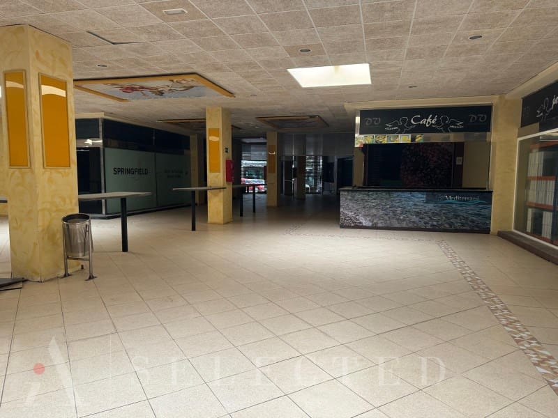 Kommersiell til salgs i Palma de Mallorca - € 371 000 (Ref: 3277795)