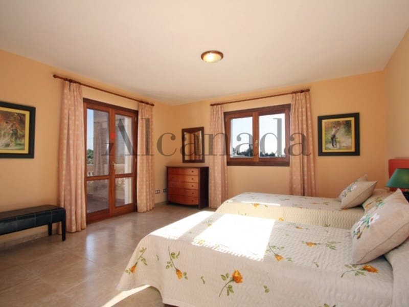 5 soveværelse Villa til salg i Sa Pobla med garage - € 945.000 (Ref: 3547505)