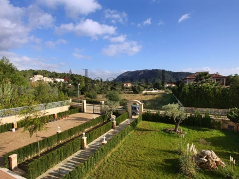 5 soveværelse Villa til salg i Sa Pobla med garage - € 945.000 (Ref: 3547505)