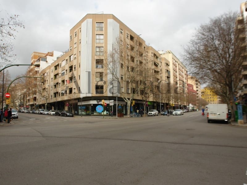 Commercieel te koop in Palma de Mallorca - € 3.250.000 (Ref: 3755774)