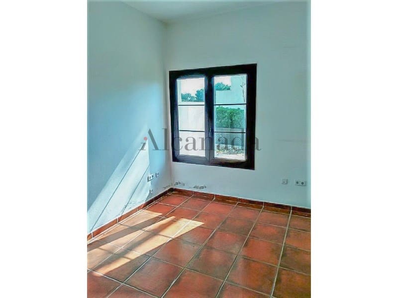 4 soveværelse Villa til salg i Cala Morell med swimmingpool - € 899.000 (Ref: 4157875)