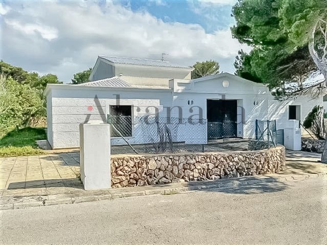 4 soveværelse Villa til salg i Cala Morell, Ciutadella de Menorca med swimmingpool - € 899.000 (Ref: 4157875)