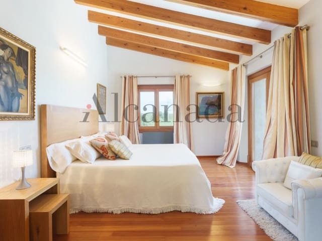 4 bedroom Villa for sale in Pollensa / Pollença with pool - € 3,800,000 (Ref: 4572167)
