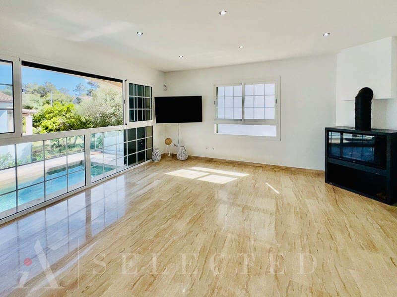 4 bedroom Villa for sale in Son Serra de Marina - € 1,050,000 (Ref: 4664676)