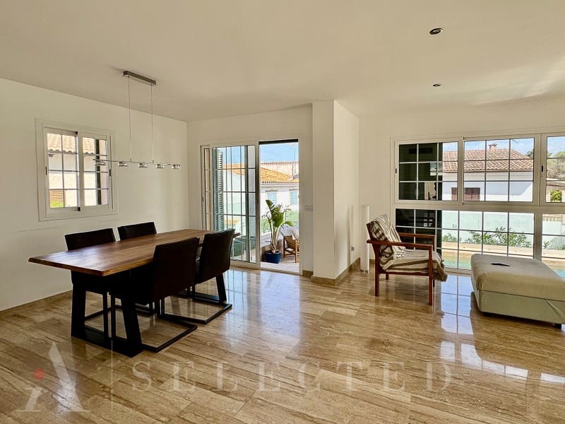 4 bedroom Villa for sale in Son Serra de Marina - € 1,050,000 (Ref: 4664676)