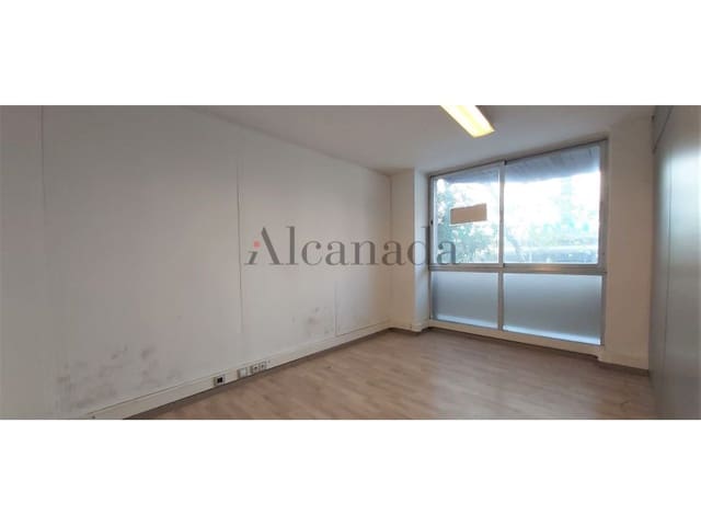 Erhverv til salg i La Seu, Palma de Mallorca - € 250.000 (Ref: 4715696)