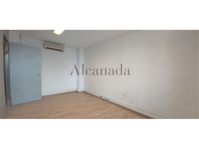 Erhverv til salg i La Seu, Palma de Mallorca - € 250.000 (Ref: 4715696)