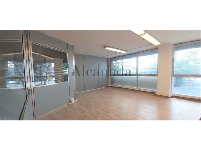 Erhverv til salg i La Seu, Palma de Mallorca - € 250.000 (Ref: 4715696)