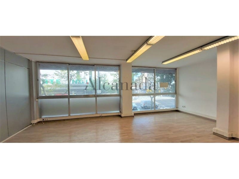 Erhverv til salg i Palma de Mallorca - € 250.000 (Ref: 4715696)