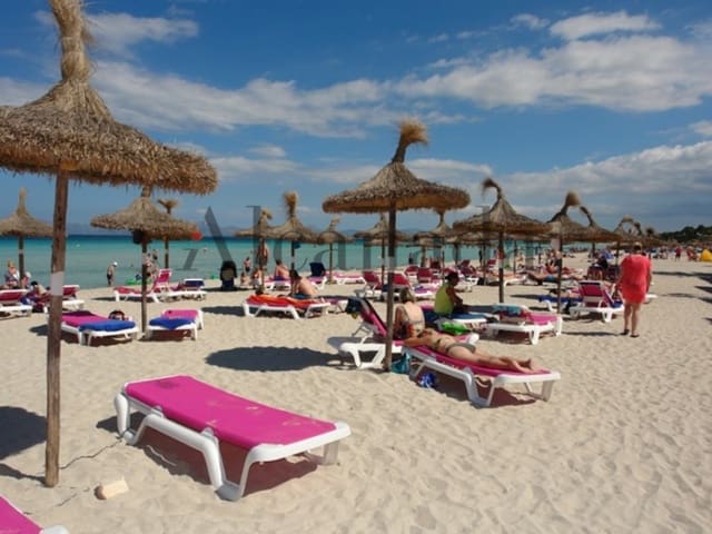 Działka budowlana na sprzedaż w Alcúdia - 590 000 € (Ref: 4743132)