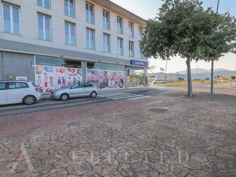 Erhverv til salg i Sa Pobla - € 420.000 (Ref: 5876152)