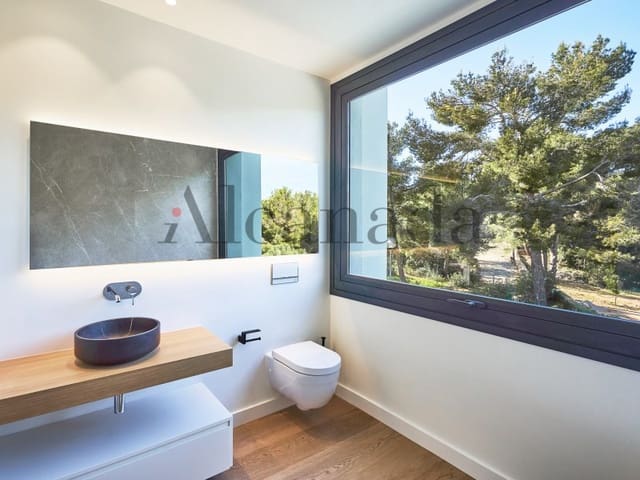 5 soverom Villa til salgs i Alcúdia med svømmebasseng garasje - € 3 800 000 (Ref: 6011706)