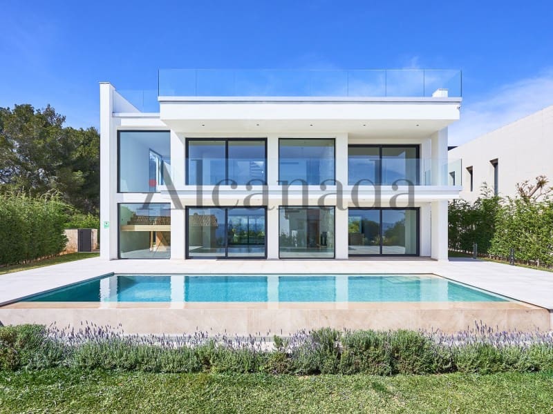 5 slaapkamer Villa te koop in Alcudia met zwembad garage - € 3.800.000 (Ref: 6011706)