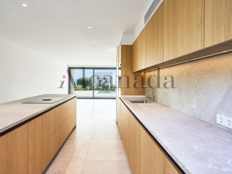 5 slaapkamer Villa te koop in Alcudia met zwembad garage - € 3.800.000 (Ref: 6011706)