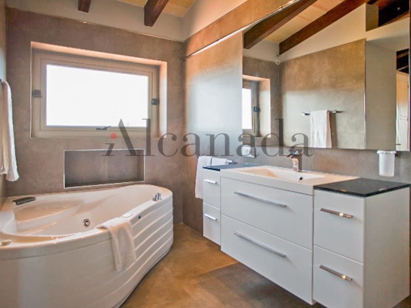 5 slaapkamer Villa te koop in Muro - € 3.700.000 (Ref: 6232389)