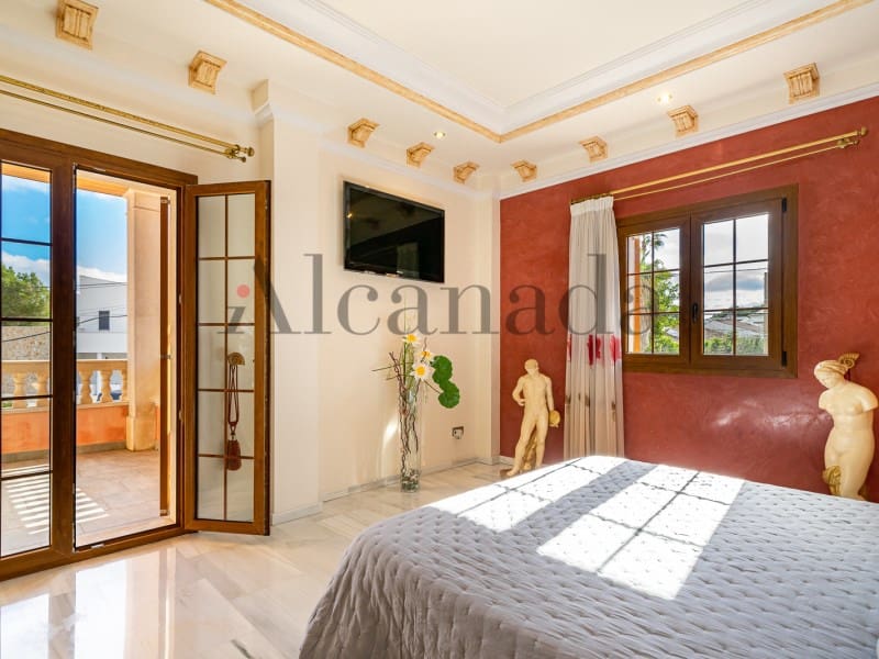 5 soverom Hus til salgs i Ca'n Picafort med svømmebasseng garasje - € 2 500 000 (Ref: 6618362)