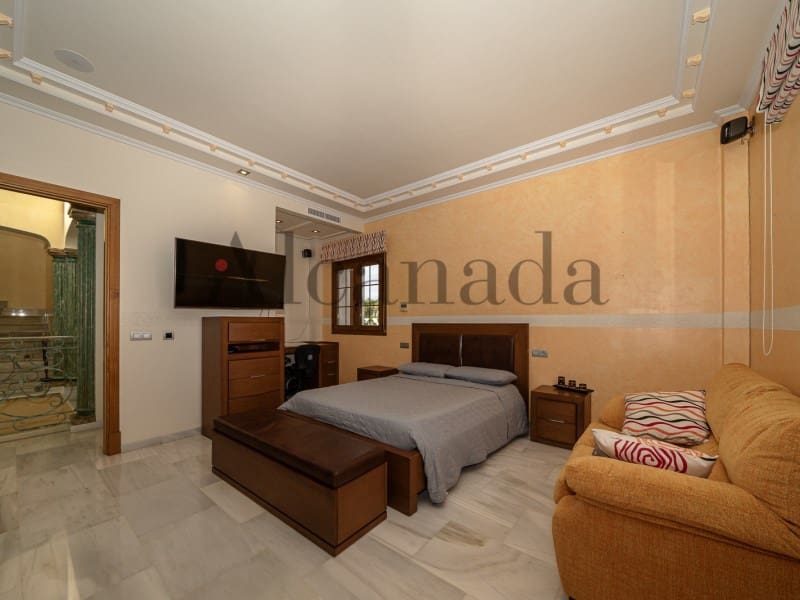 5 soverom Hus til salgs i Ca'n Picafort med svømmebasseng garasje - € 2 500 000 (Ref: 6618362)