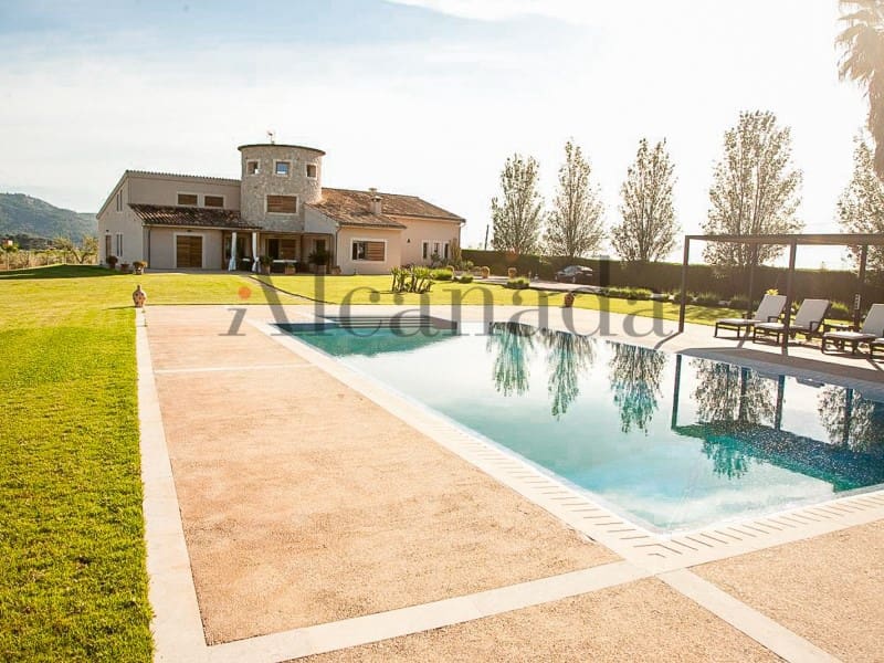 7 soveværelse Villa til salg i Buger med swimmingpool - € 1.950.000 (Ref: 6694684)