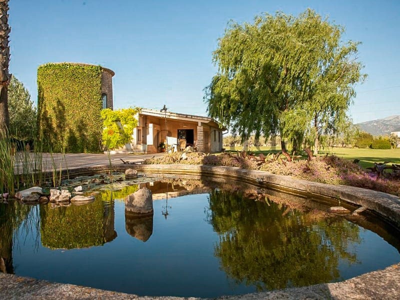 7 soveværelse Villa til salg i Buger med swimmingpool - € 1.950.000 (Ref: 6694684)