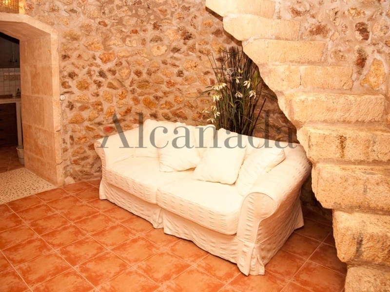 7 soveværelse Villa til salg i Buger med swimmingpool - € 1.950.000 (Ref: 6694684)