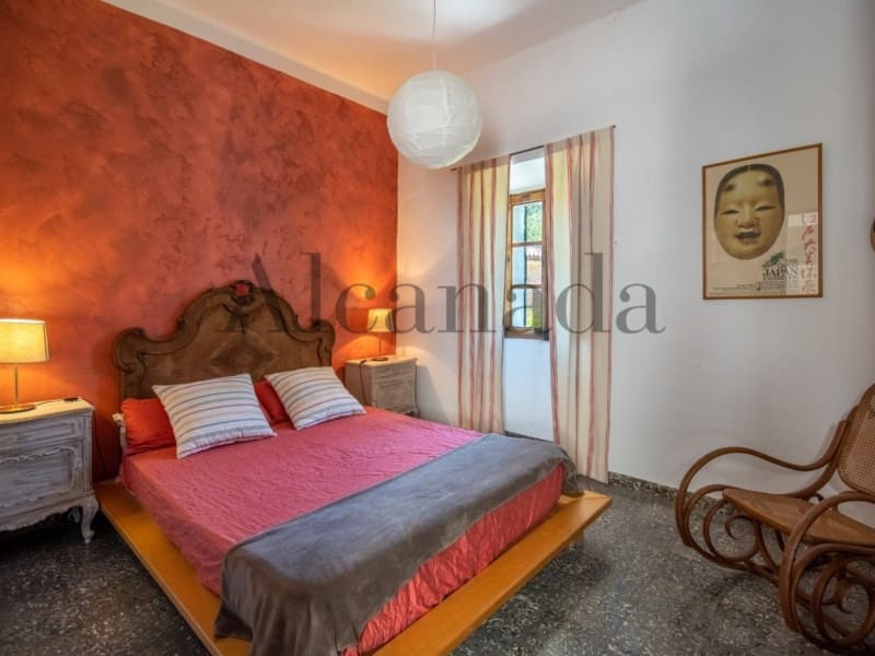 7 bedroom Villa for sale in Mancor de la Vall - € 1,500,000 (Ref: 6699665)