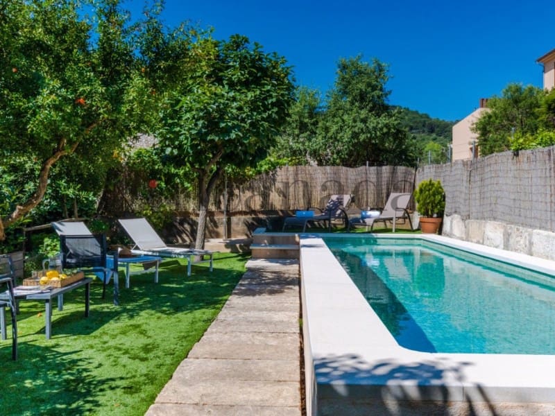 7 bedroom Villa for sale in Mancor de la Vall - € 1,500,000 (Ref: 6699665)