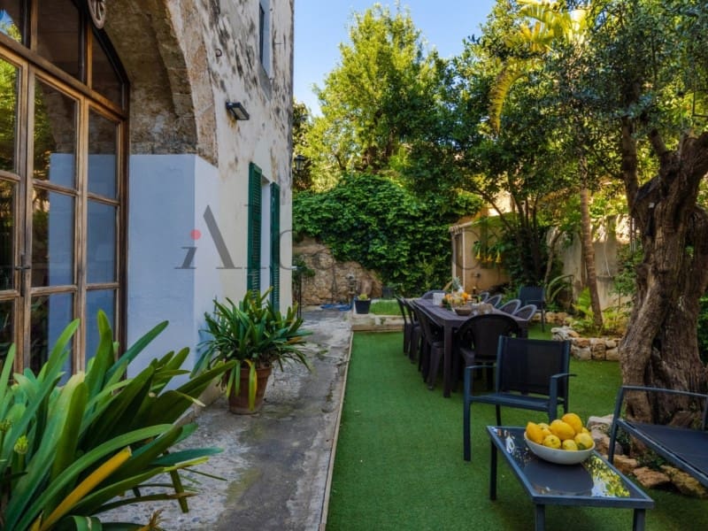 7 bedroom Villa for sale in Mancor de la Vall - € 1,500,000 (Ref: 6699665)