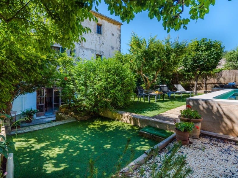 7 bedroom Villa for sale in Mancor de la Vall - € 1,500,000 (Ref: 6699665)