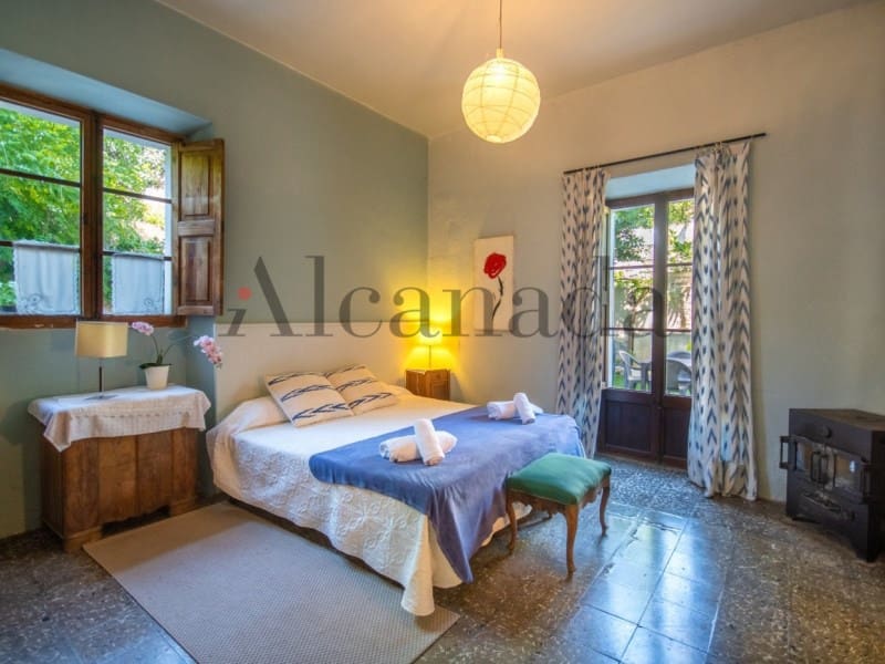 7 bedroom Villa for sale in Mancor de la Vall - € 1,500,000 (Ref: 6699665)