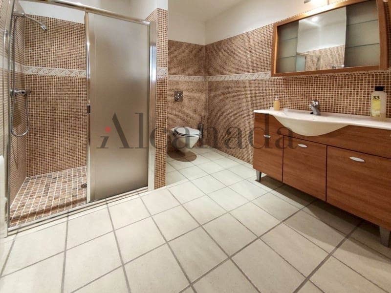 6 soveværelse Byhus til salg i Mancor de la Vall med garage - € 990.000 (Ref: 6699666)