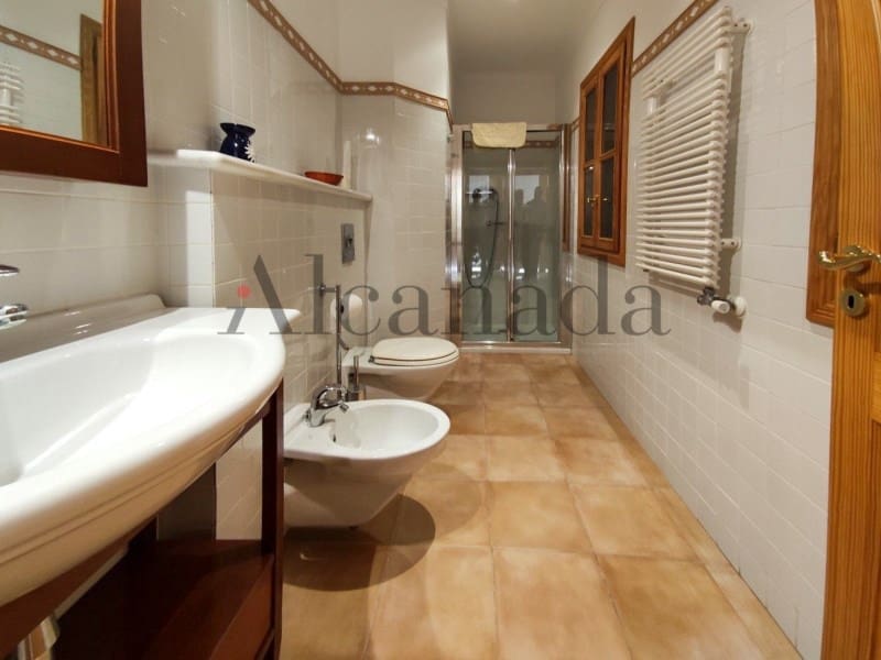 6 soveværelse Byhus til salg i Mancor de la Vall med garage - € 990.000 (Ref: 6699666)