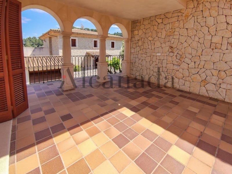 6 soveværelse Byhus til salg i Mancor de la Vall med garage - € 990.000 (Ref: 6699666)