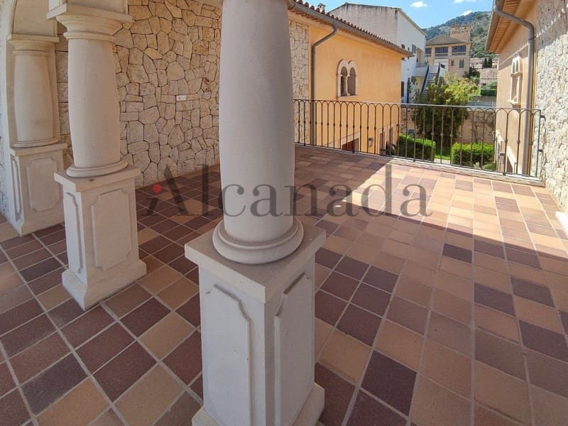 6 soveværelse Byhus til salg i Mancor de la Vall med garage - € 990.000 (Ref: 6699666)