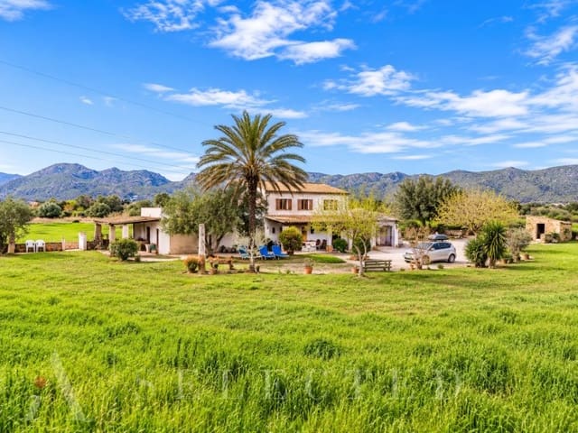 Chalet de 4 habitaciones en Pollensa / Pollença en venta con piscina garaje - 1.200.000 € (Ref: 6780035)