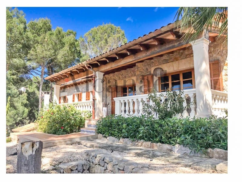 3 soveværelse Villa til salg i Costa de la Calma - € 1.250.000 (Ref: 6879649)