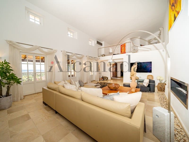 6 soveværelse Villa til salg i Alaro med swimmingpool garage - € 6.800.000 (Ref: 6989485)