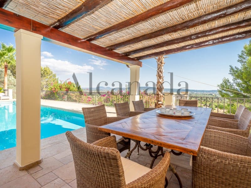 6 soveværelse Villa til salg i Alaro med swimmingpool garage - € 6.800.000 (Ref: 6989485)