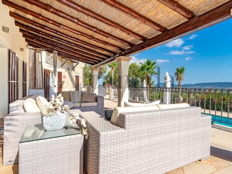 6 soveværelse Villa til salg i Alaro med swimmingpool garage - € 6.800.000 (Ref: 6989485)