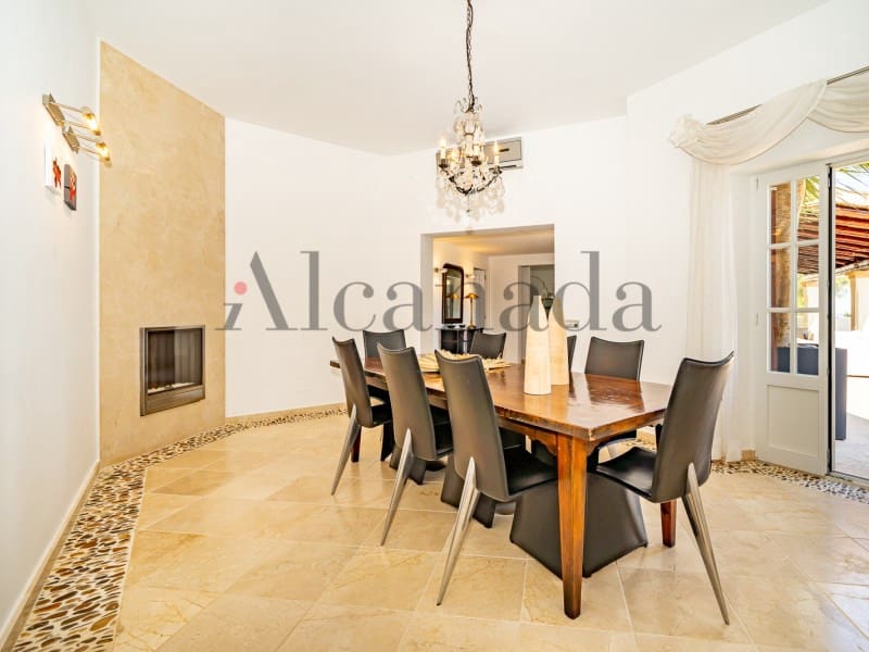 6 soveværelse Villa til salg i Alaro med swimmingpool garage - € 6.800.000 (Ref: 6989485)