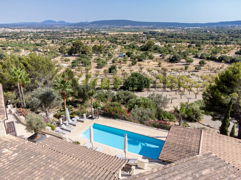 6 soveværelse Villa til salg i Alaro med swimmingpool garage - € 6.800.000 (Ref: 6989485)