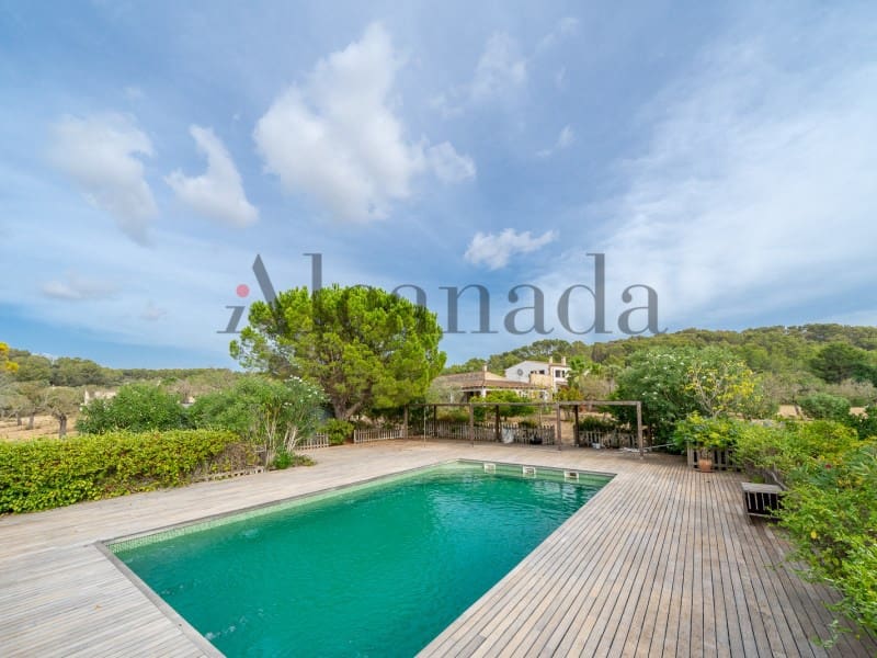 8 bedroom Villa for sale in Sant Joan - € 1,980,000 (Ref: 7063623)